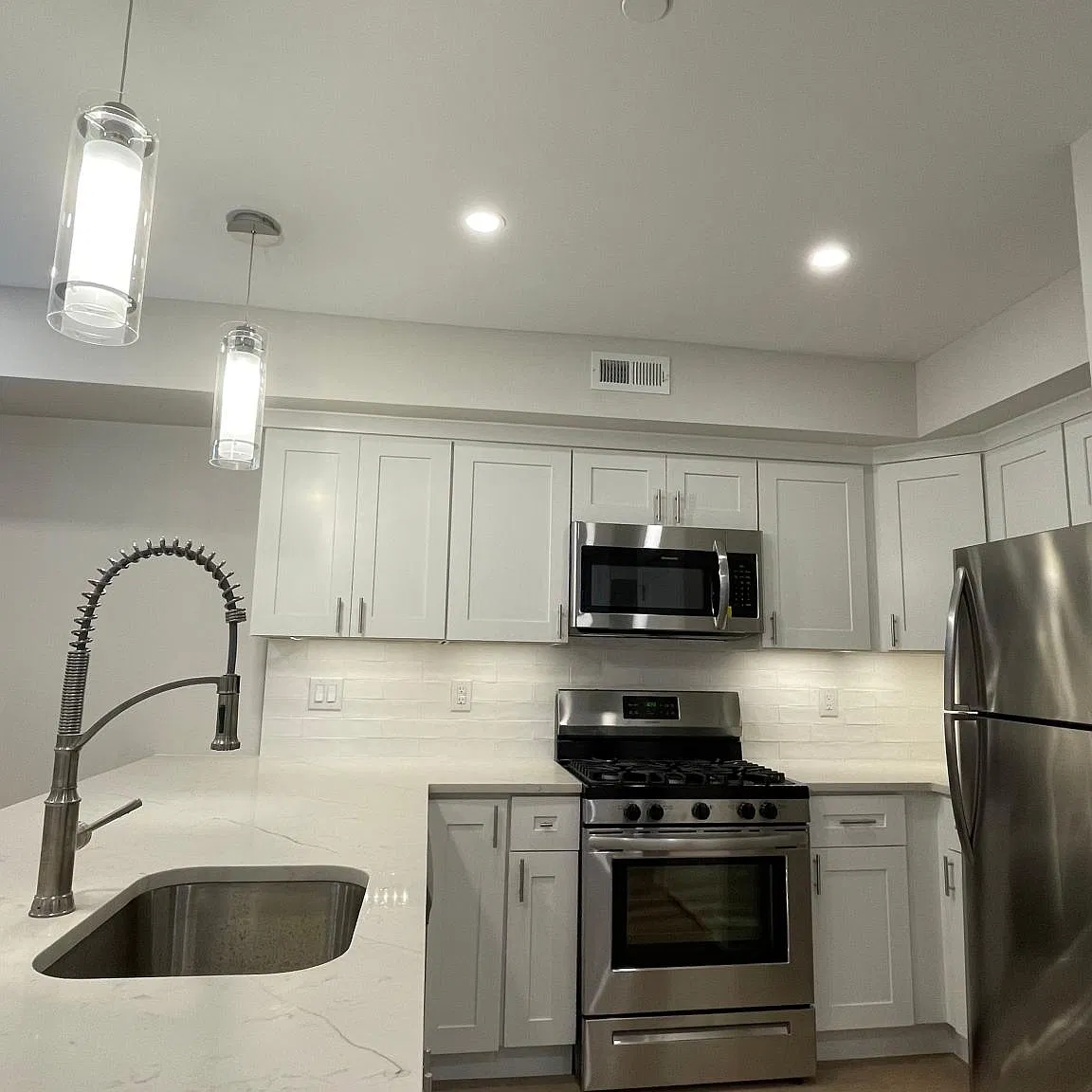 1 bed, 530 sqft, $1,895 — Photo 3