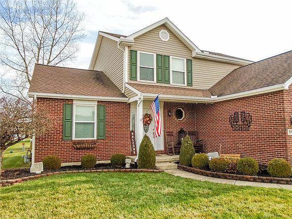 2nd image of 560 Callie Ct