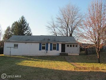 2nd image of 45 Garrett St