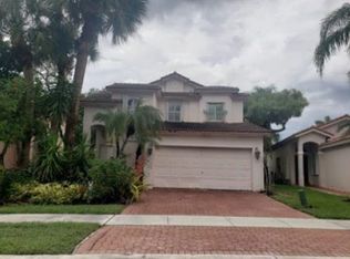 15899 SW 16th St, Pembroke Pines, FL 33027
