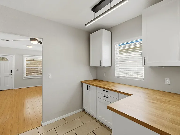 10412 Eldora Ave — Photo 12