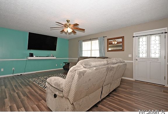 2nd image of 471 County Road 1223