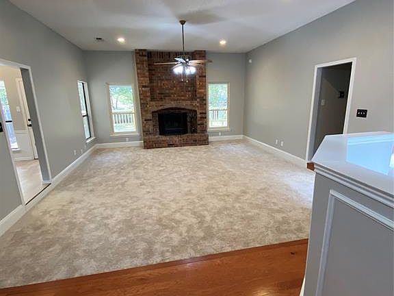 4th image of 6869 Rolling Ridge Dr