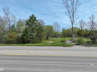 3353 S Center Rd, Burton, MI 48519