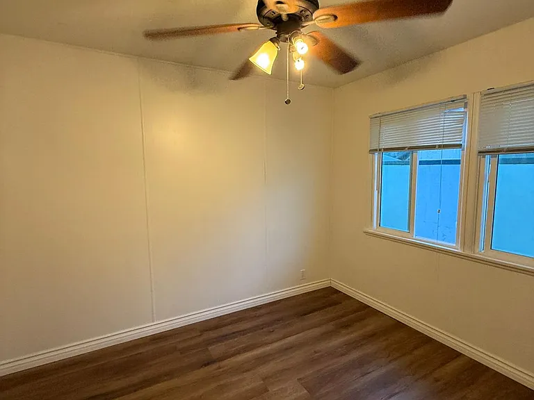 7417 Sunnybrae Ave — Photo 1