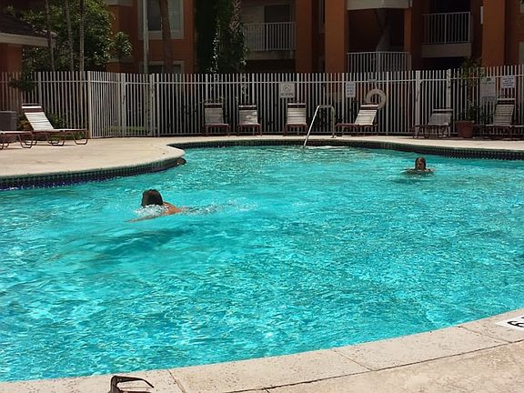 2nd image of 6900 SW 39th St APT 302
