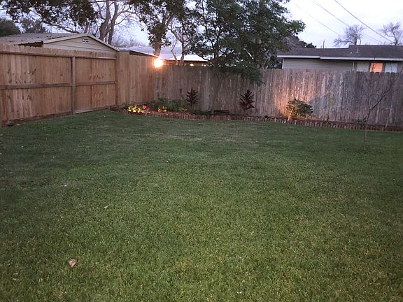 3rd image of 1038 Bradshaw Dr