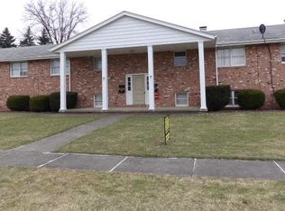 1036 Patricia Dr APT 3, Girard, OH 44420