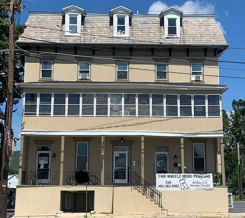 103 Main St