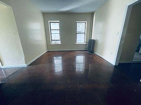 2nd image of 1727 Walton Ave APT 42A