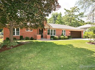 257 Vista Rd, Lake Zurich, IL 60047