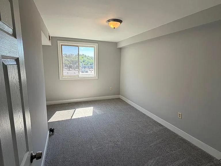 2835 Gainesville St SE #304 — Photo 6