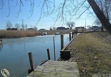 Dock.jpg