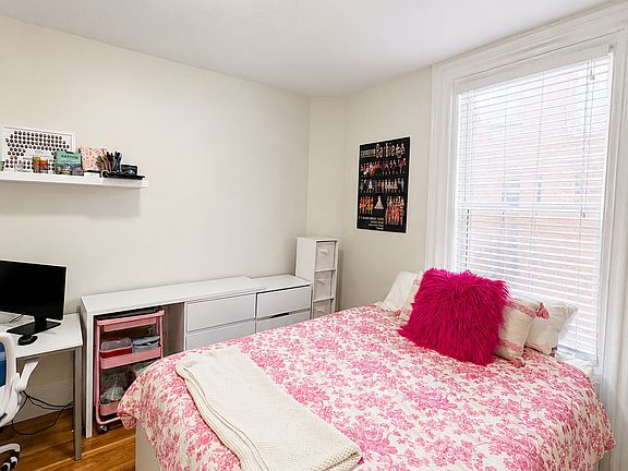 2nd image of 62 W Cedar St APT 3