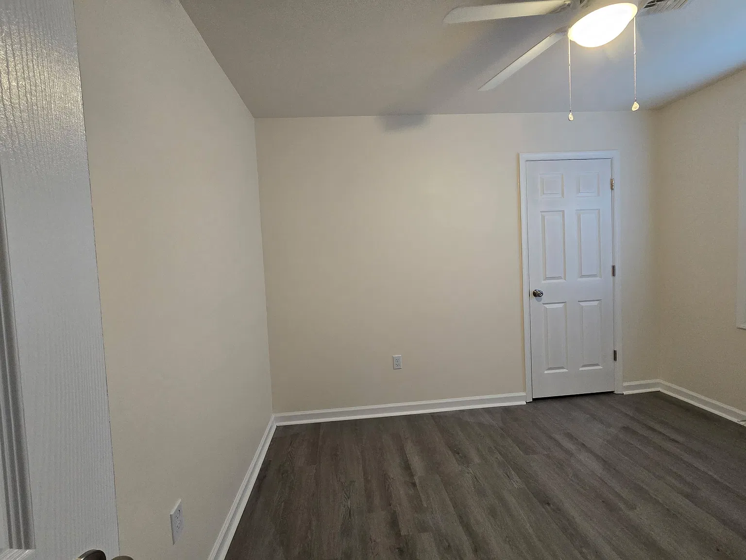 3 bed, $1,500 — Photo 1