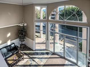 33165 Old Yale Rd #206, Abbotsford, BC V2S 2J4