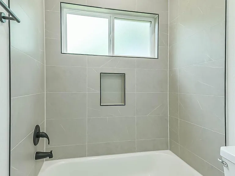 5703 Balbo St #F — Photo 36