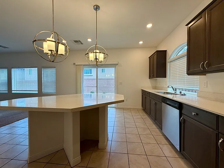 7748 Pacific Dunes St — Photo 14