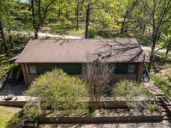 5th image of 211 E Lakeview Dr