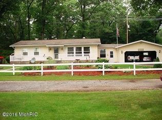 1960 Park Ave, Twin Lake, MI 49457