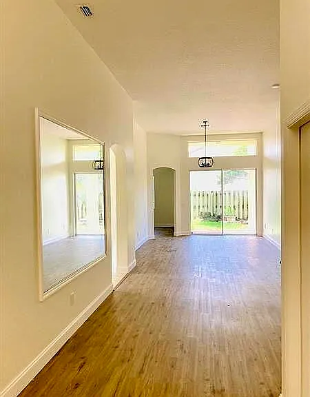 10752 Oak Bend Way — Photo 5
