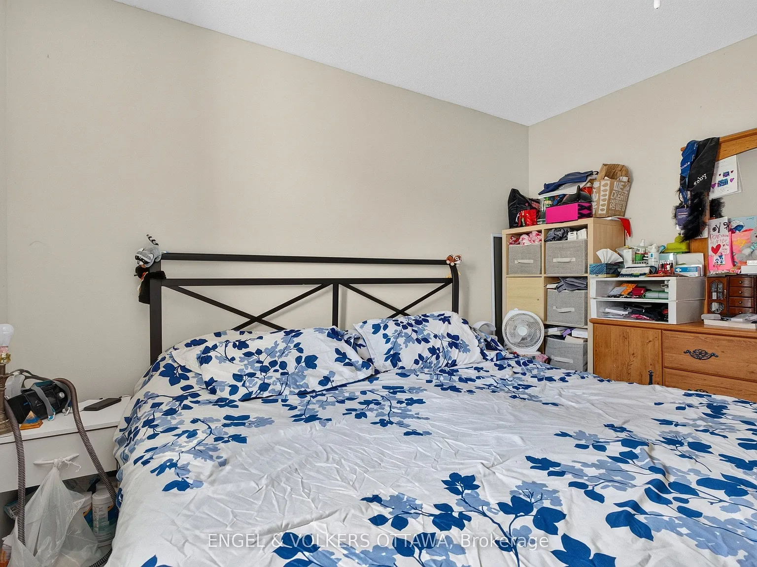 3 bed, $2,000 — Photo 3