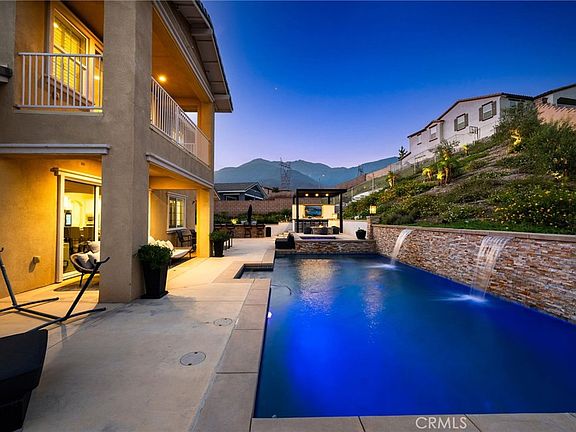 4th image of 4991 Naples Way