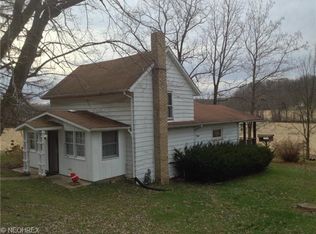 2204 Wainwright Rd SE, New Philadelphia, OH 44663