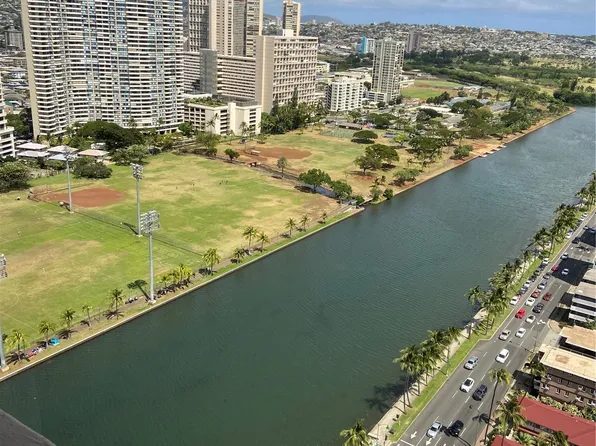 444 Niu St APT 3404, Honolulu, HI 96815