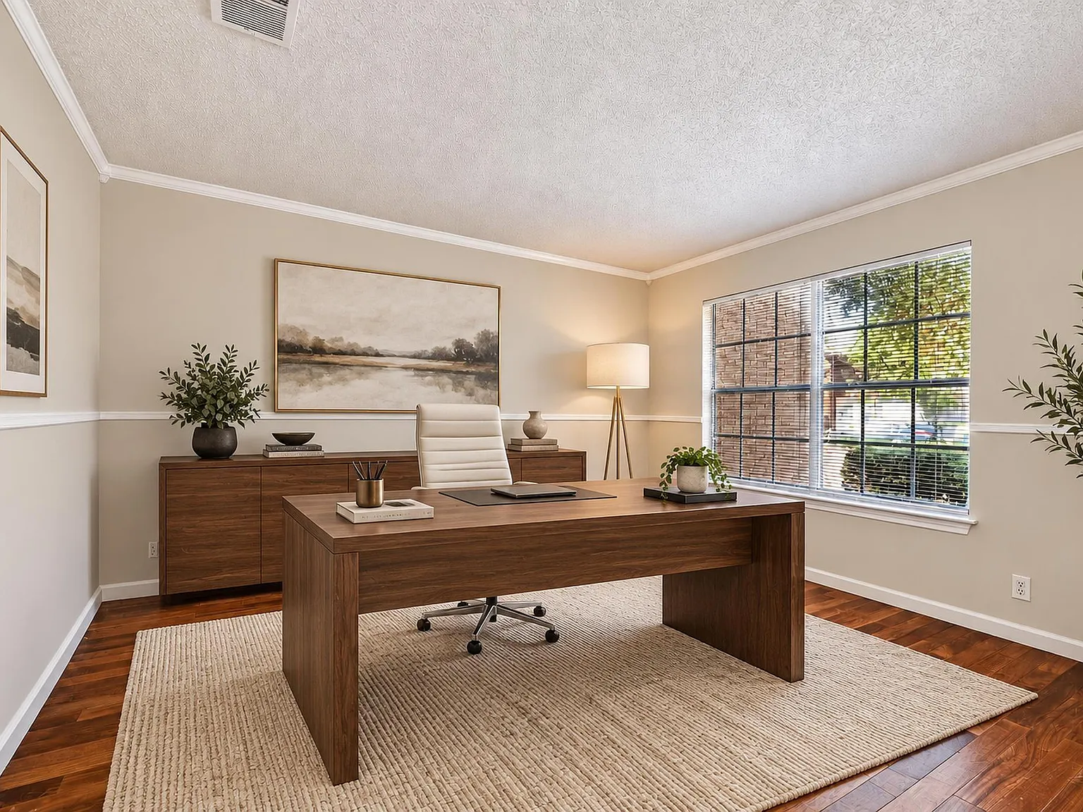 5 bed, 3.0 bath, 3250 sqft, $3,000 — Photo 4