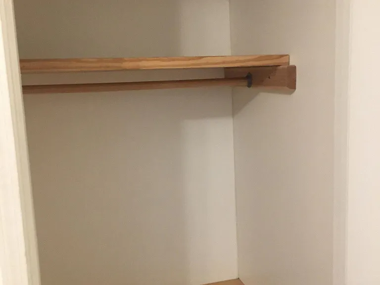 1076 Curran St NW #B — Photo 10