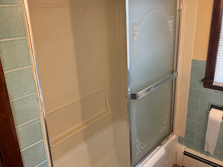 164 Spruce St #2 — Photo 5