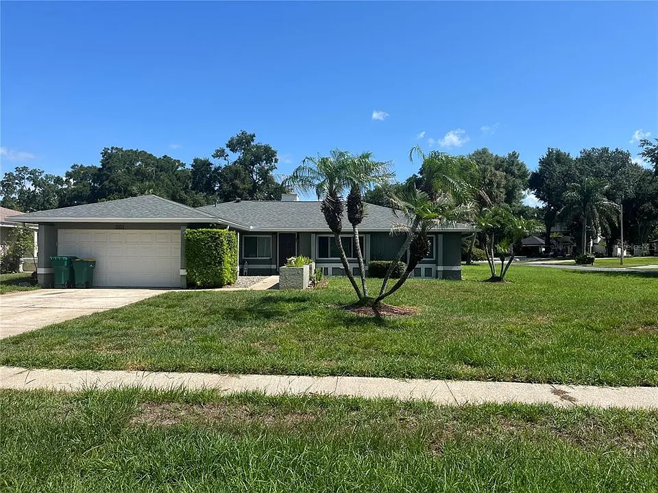 3101 Village Ln