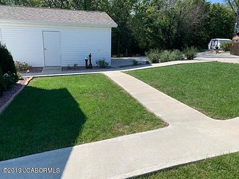 4th image of 2001 Buschman Ln