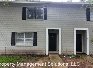 5820 Sanders St APT S, Pensacola, FL 32504