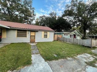 208 N Scanlan St, Hammond, LA 70401