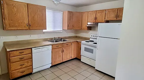 692 N 400 W #692 Photo 1