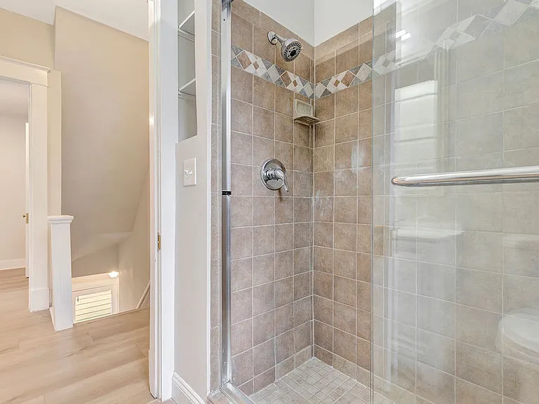 2758 Minot Ave #2 — Photo 17