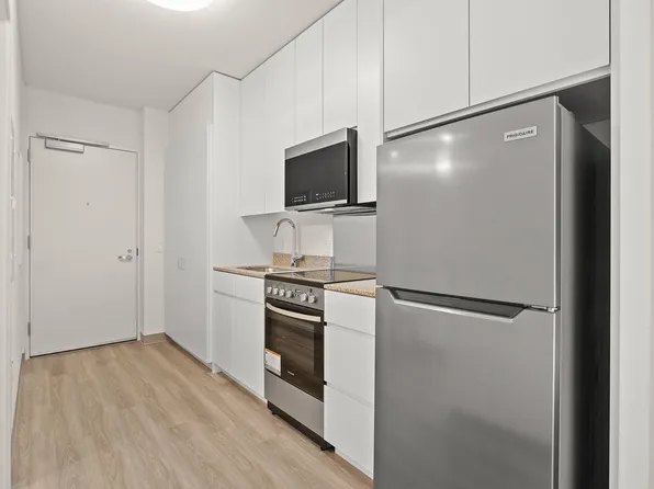 1390 Kapiolani Blvd #905, Honolulu, HI 96814