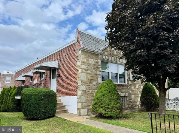 7828 Brier St, Philadelphia, PA 19152
