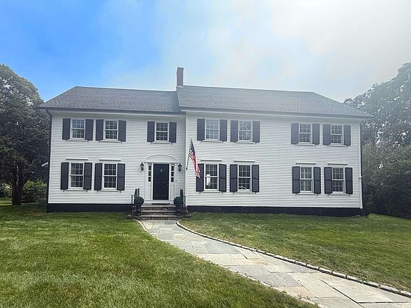 2nd image of 512 River Rd