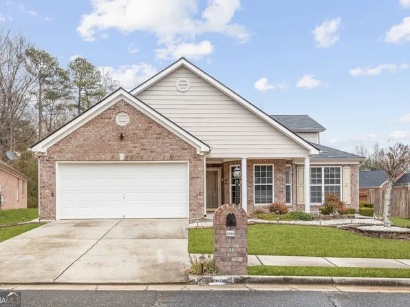 2633 Newtons Crest Cir, Snellville, GA 30078