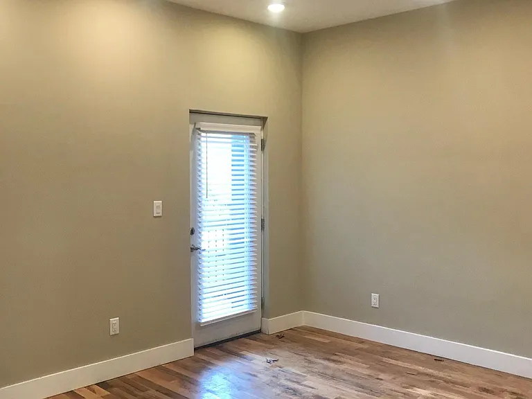 2315 Park Ave #2F — Photo 14