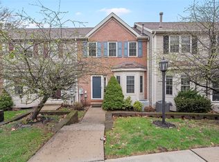 214 Hillvue Dr, Seven Fields, PA 16046