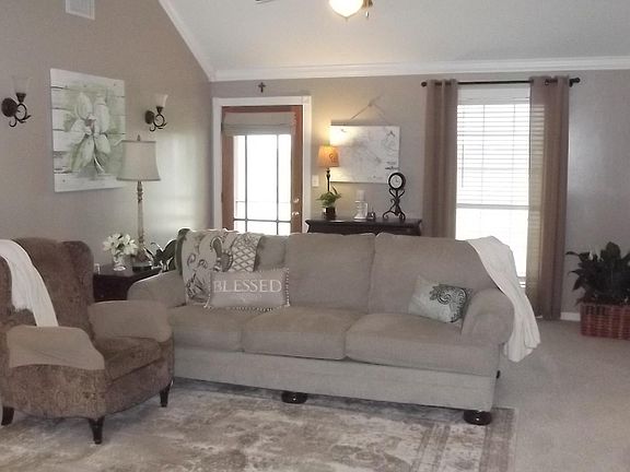 2nd image of 8115 Admiral Doyle Dr E