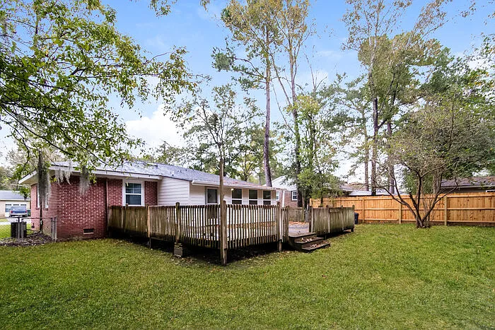305 Laurel Ave — Photo 10