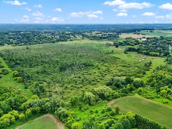 Lt1 ALPINE DRIVE, West Bend, WI 53095