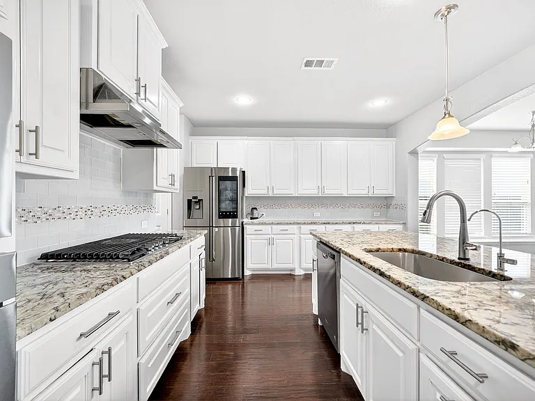 15608 Governors Island Way — Photo 26