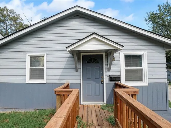 2747 Quincy Ave, Kansas City, MO 64128