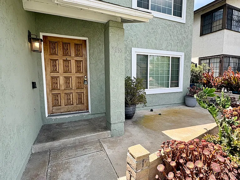 2035 Grove Ave — Photo 27